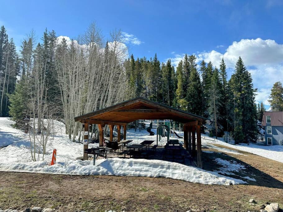 Winter Haus, Winter Park 2 Bedrooms Corner Unit W Outdoor Patio Walking Distance To The Center Of Town Esterno foto