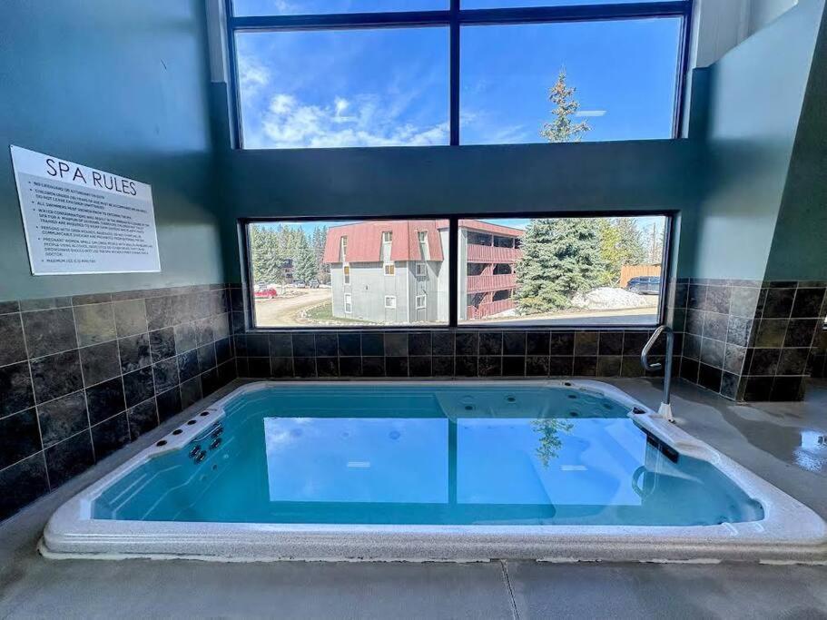 Winter Haus, Winter Park 2 Bedrooms Corner Unit W Outdoor Patio Walking Distance To The Center Of Town Esterno foto
