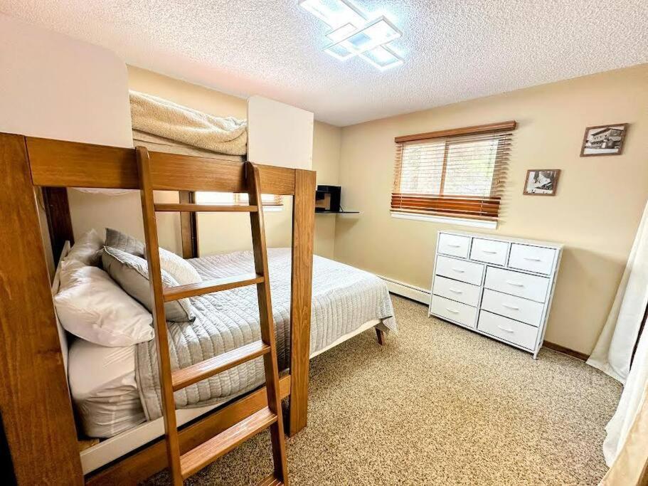 Winter Haus, Winter Park 2 Bedrooms Corner Unit W Outdoor Patio Walking Distance To The Center Of Town Esterno foto